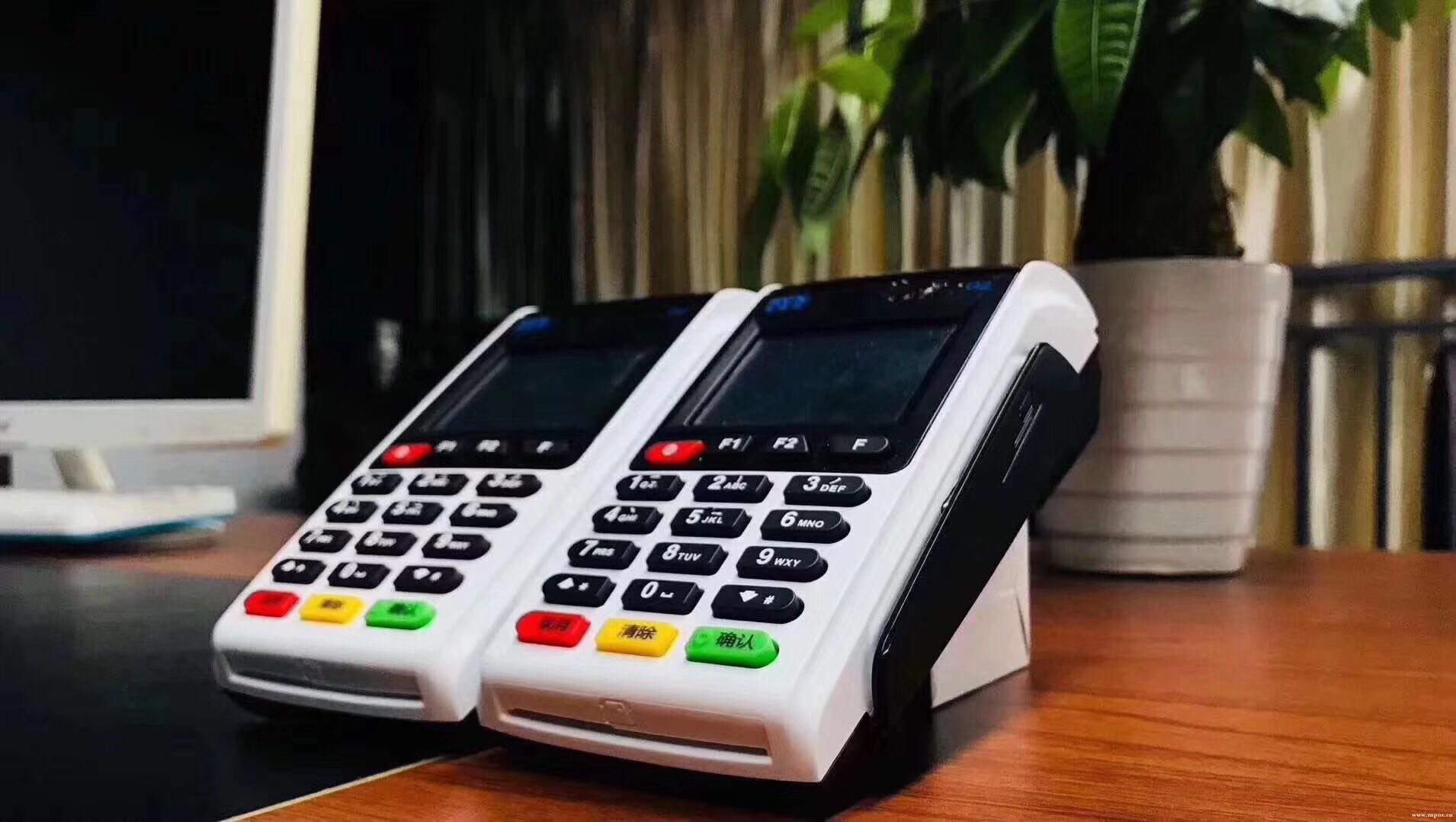 銀行也能辦理POS機，為什么更多的人選擇支付公司？