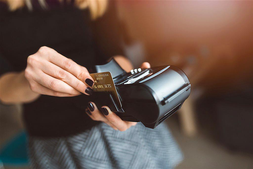 上海移動POS機支付消費安全嗎？機器有什么產(chǎn)品優(yōu)勢