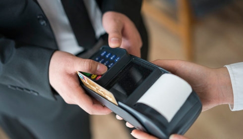 POS機代理哪家好？如何能更好地選擇適合自己的代理商家。